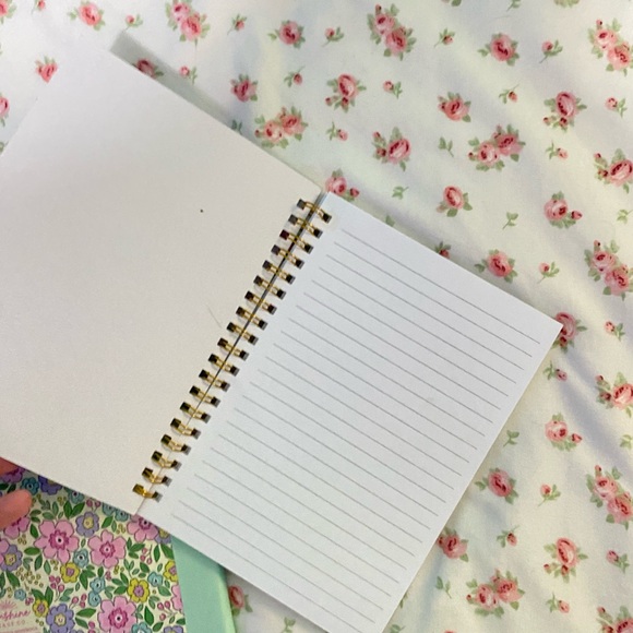 Notebook bundle - Picture 6 of 8